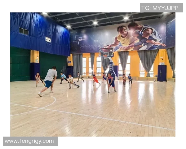 张磊的篮球旅程:从热爱到执着的深度对话与人生启示 张磊的篮球旅程:从热爱到执着的深度对话与人生启示